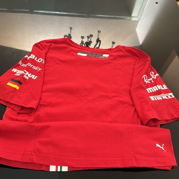 Puma Men’s Ferrari Tee’s Medium - Picture 3 of 6